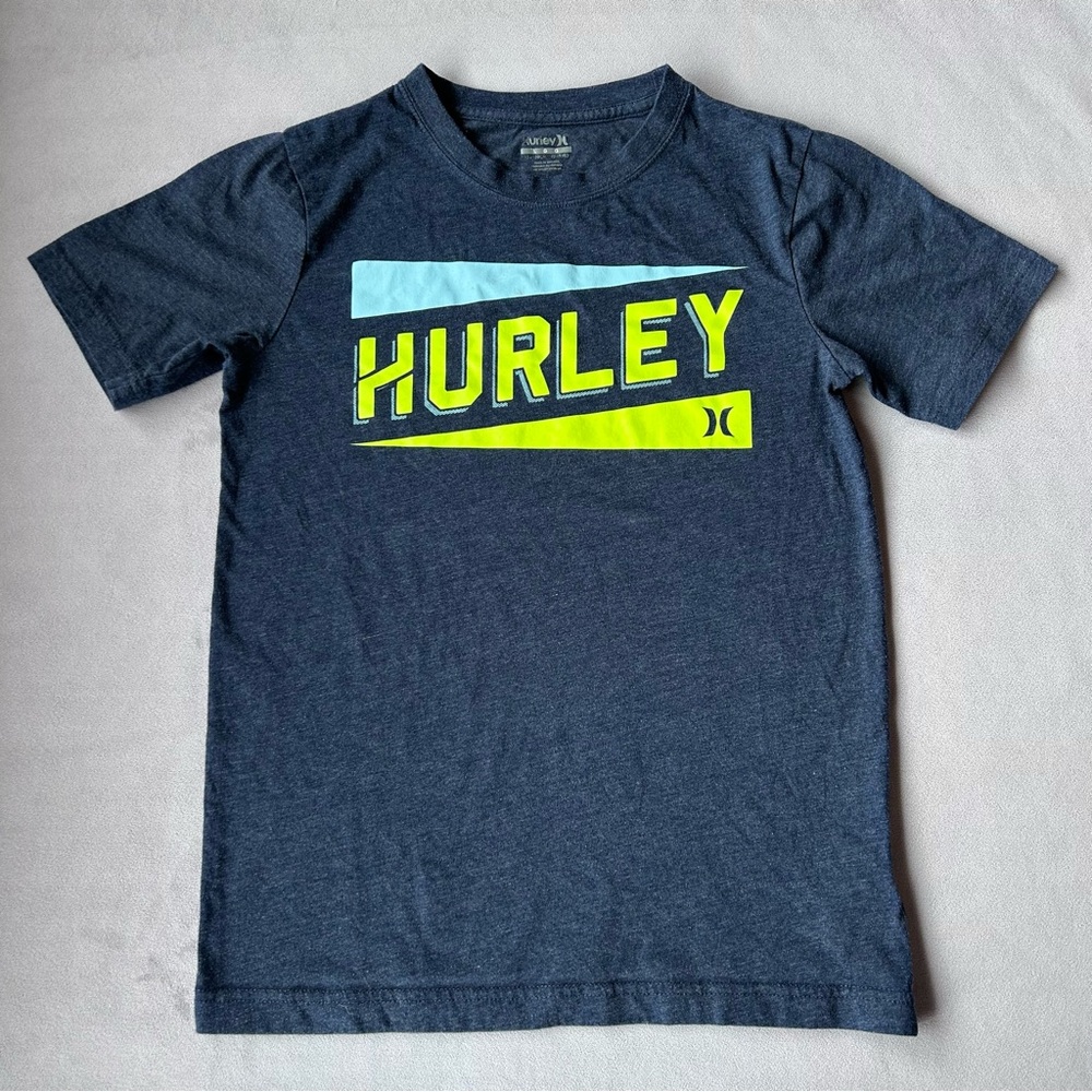 Hurley ~ Graphic Tee ~ Youth Size Large